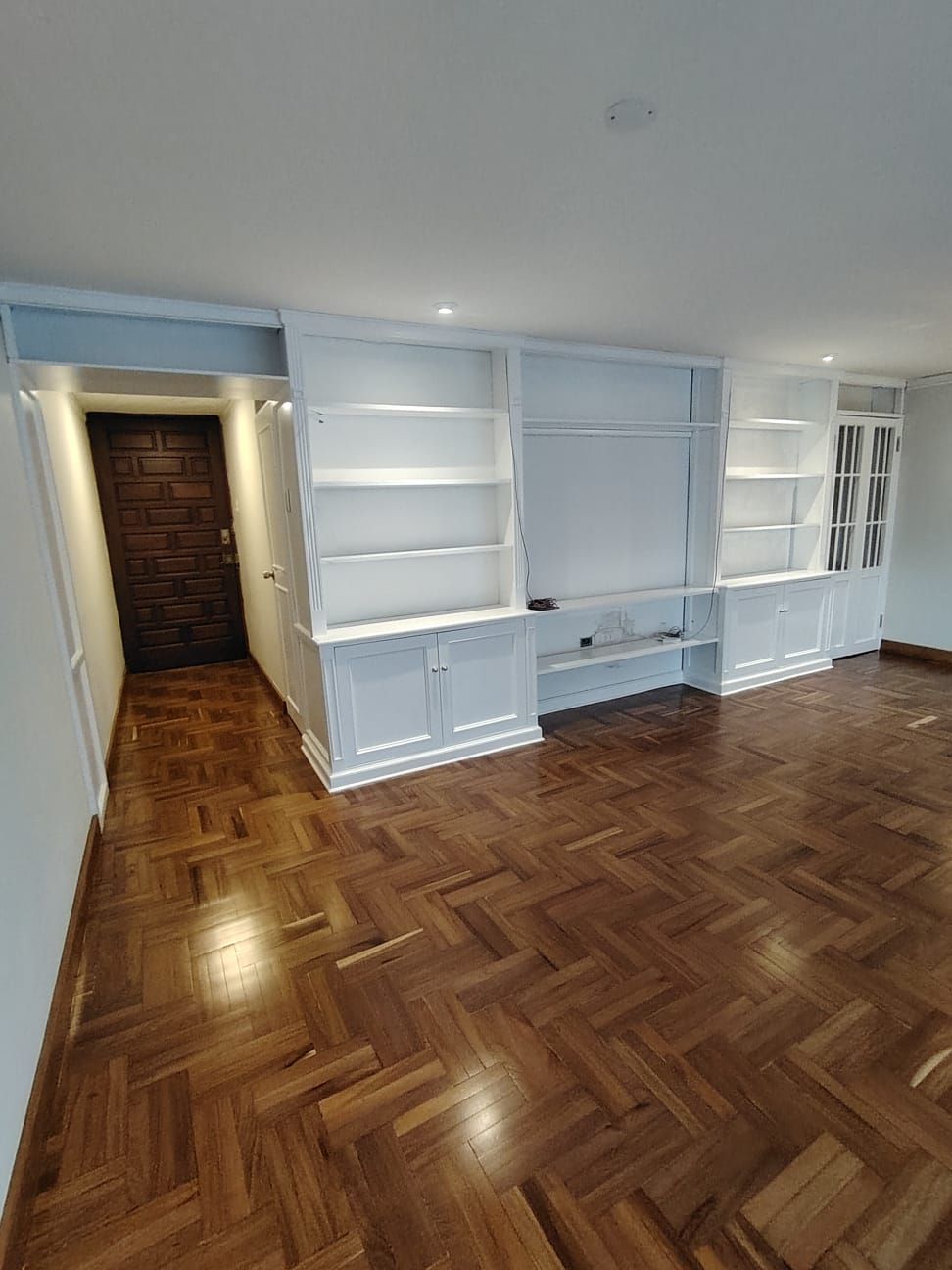 Vensaa Instalación y acabados en madera