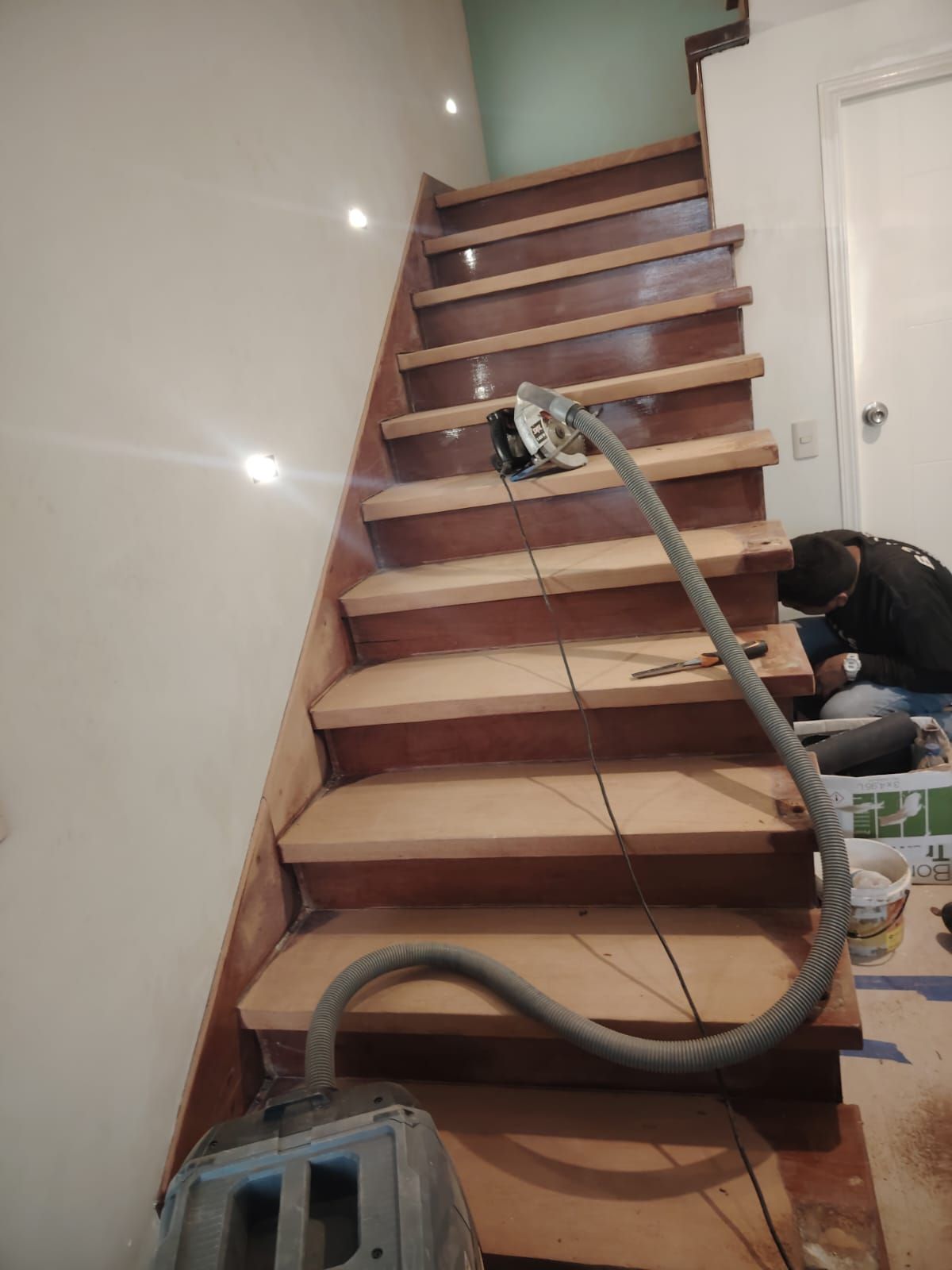 Vensaa Instalación y acabados en madera