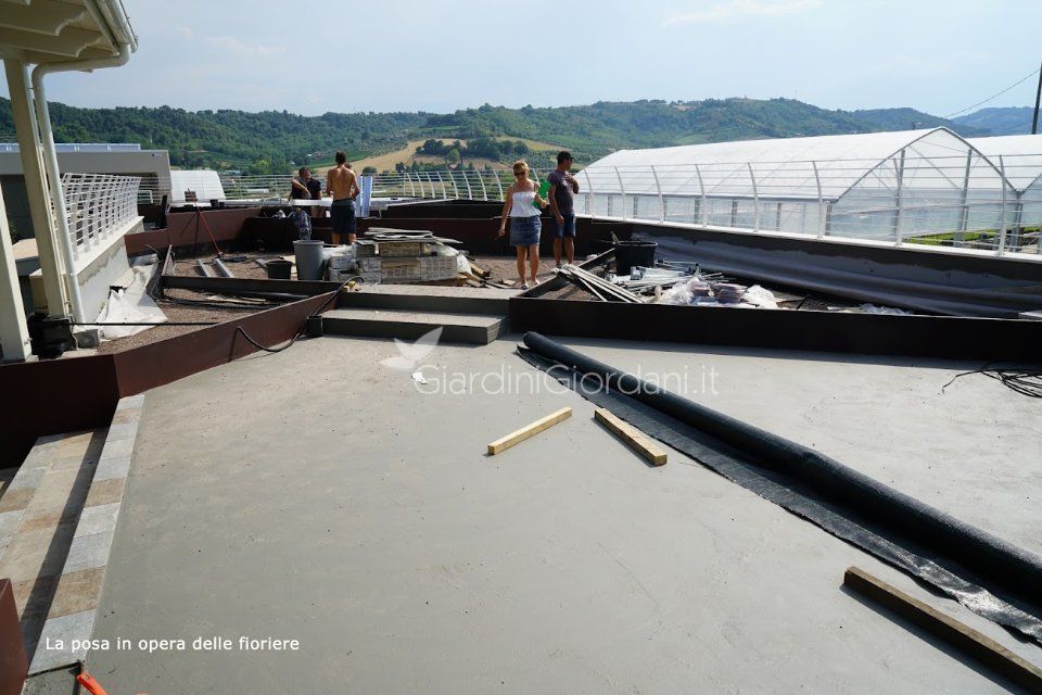 realizzazione aree verdi su terrazzo