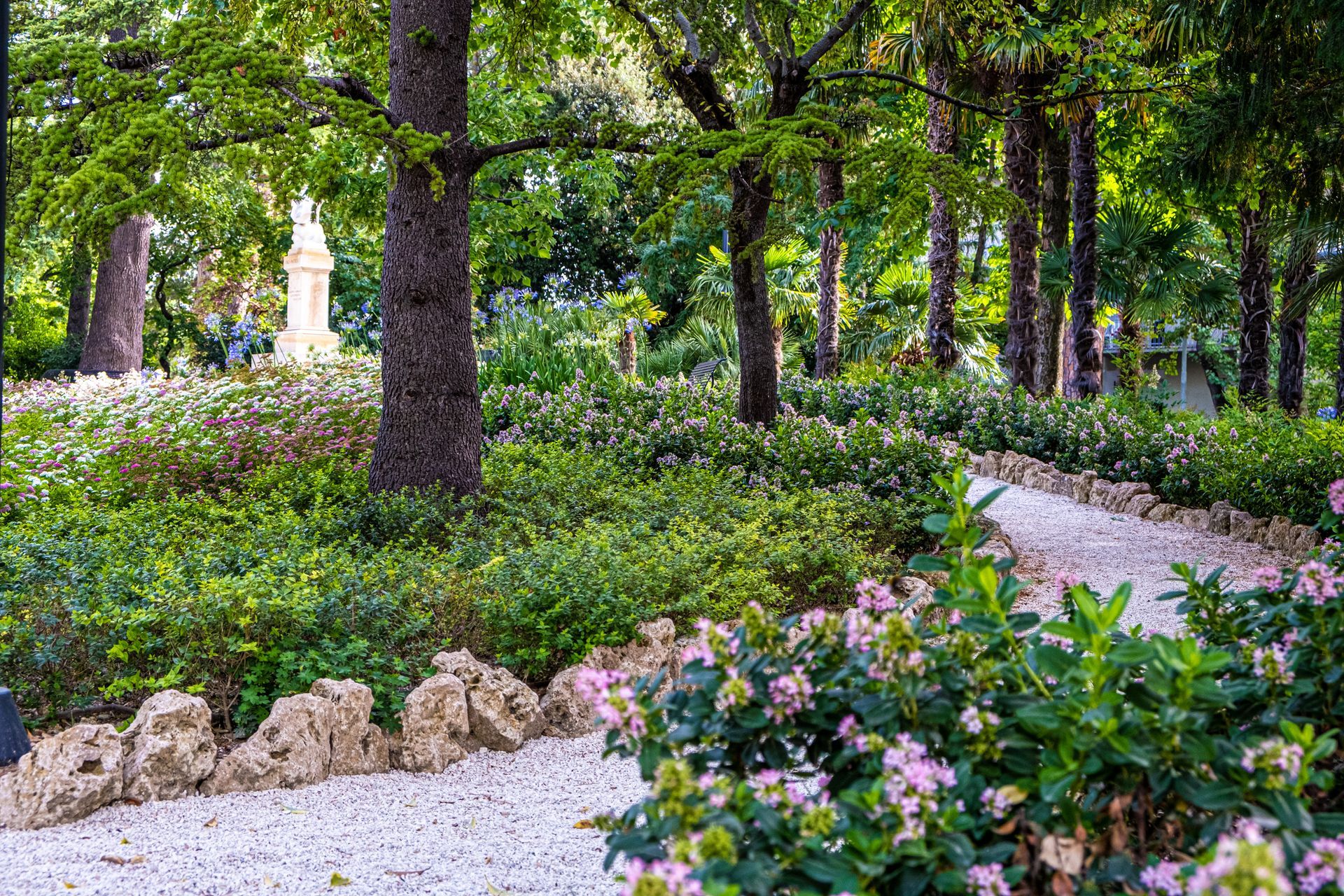 Giardini Coletti - San Severino - foto 03
