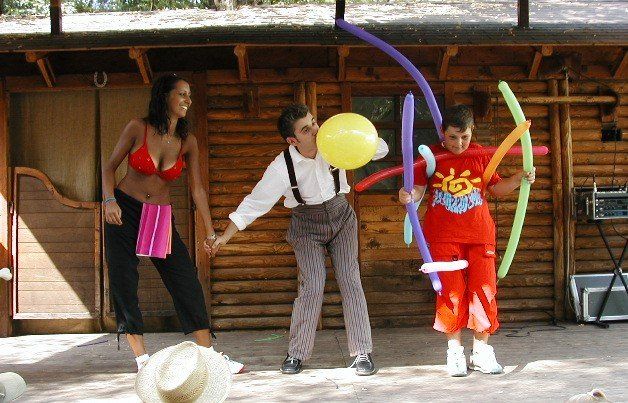 Magia e balloon art nello show