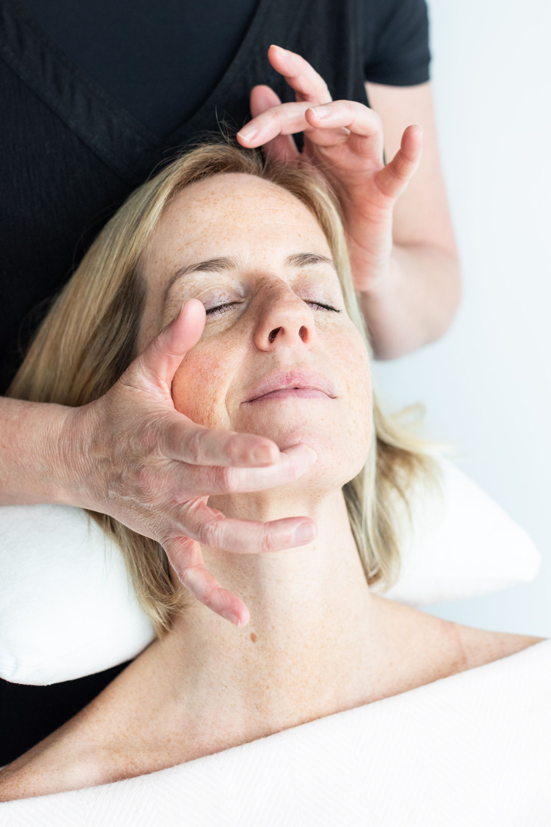 Facial Acupressure Points