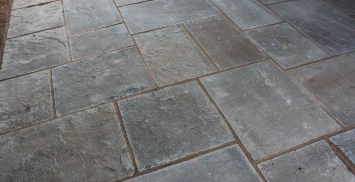 Flagstone Floor Cleaning and Sealing