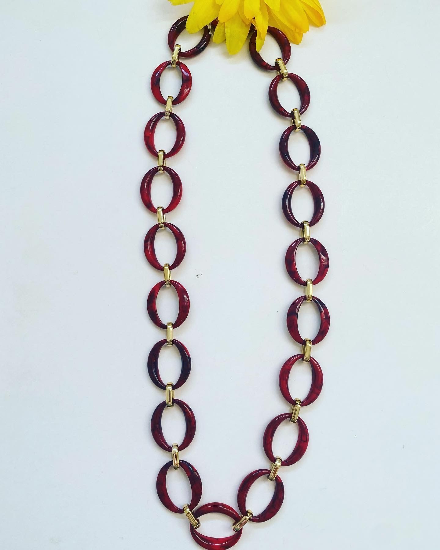 collar acrilico con links ovalados