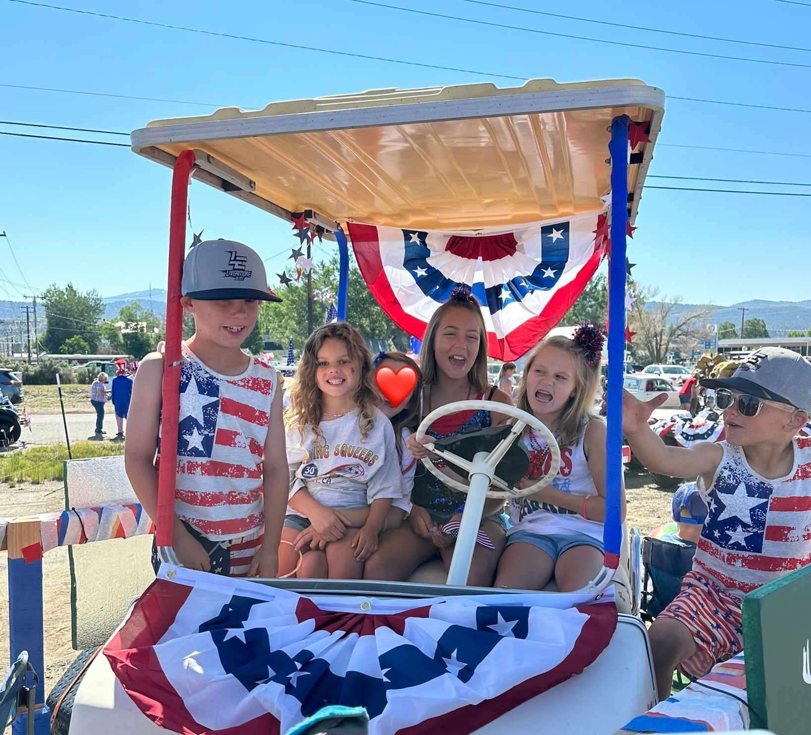 patriotic-kids-on-golf-cart