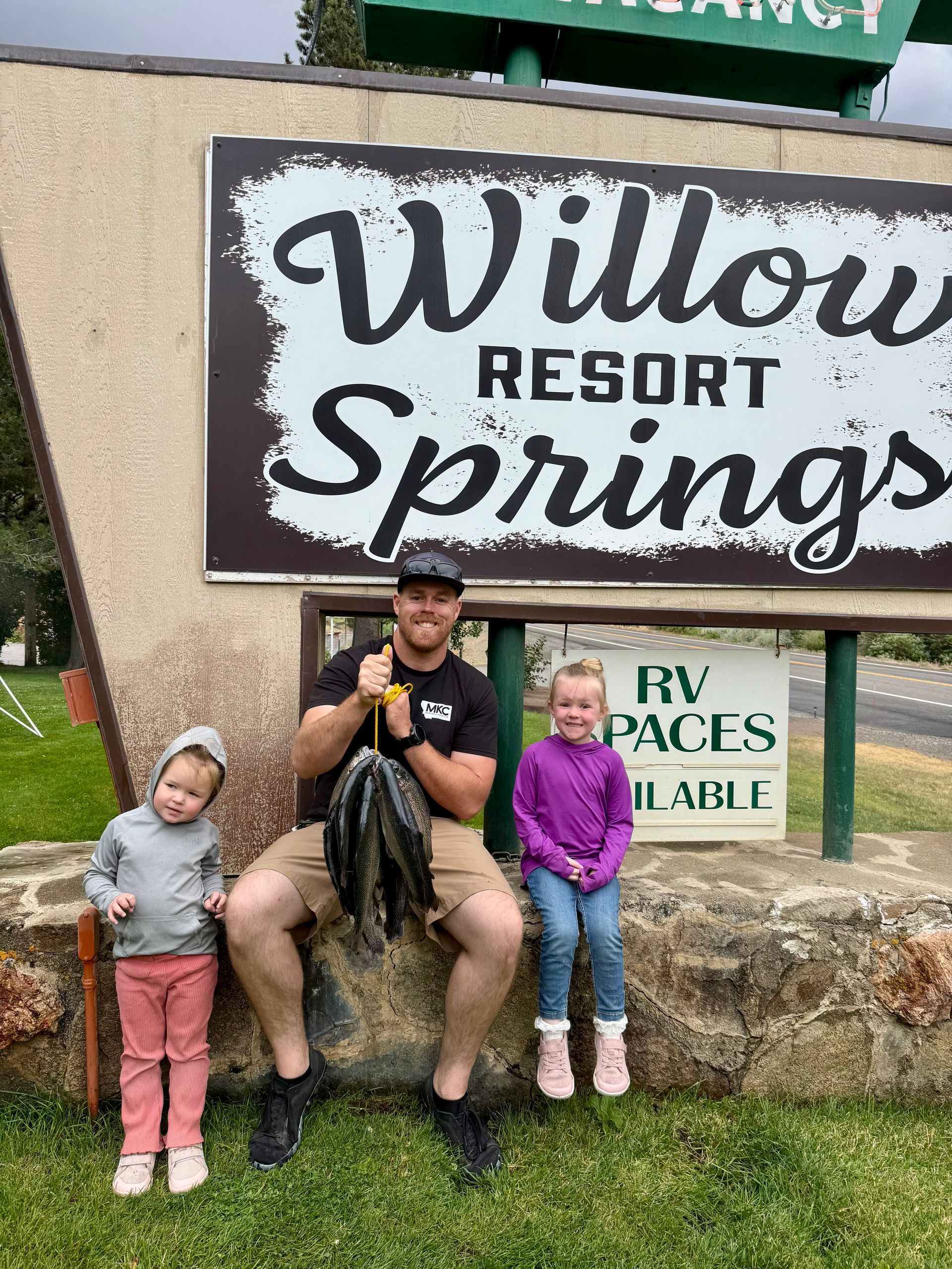 communal-firepit-and-picnic-area