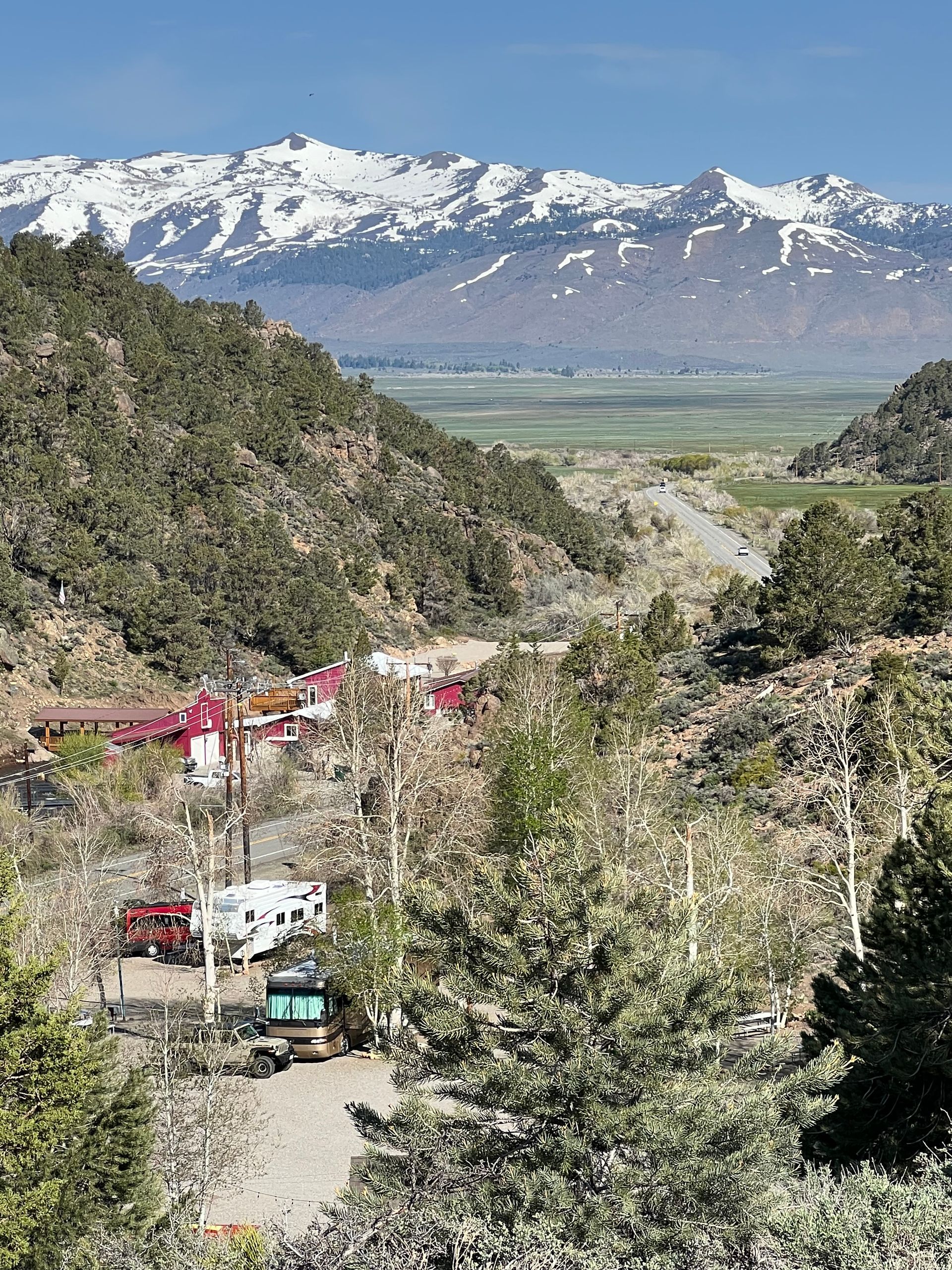 youth-in-front-of-resort-sign