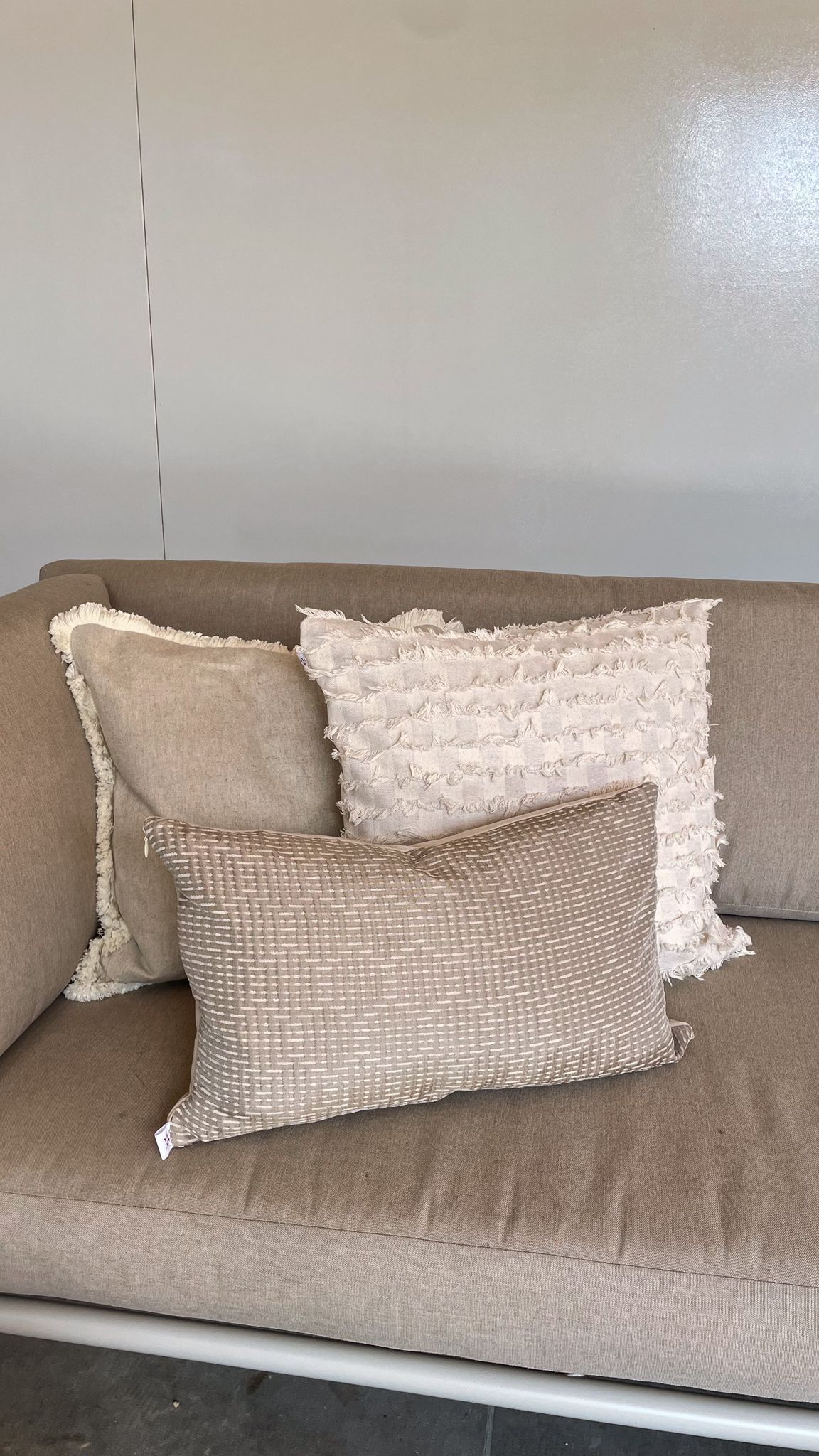 beige kussens voor buiten