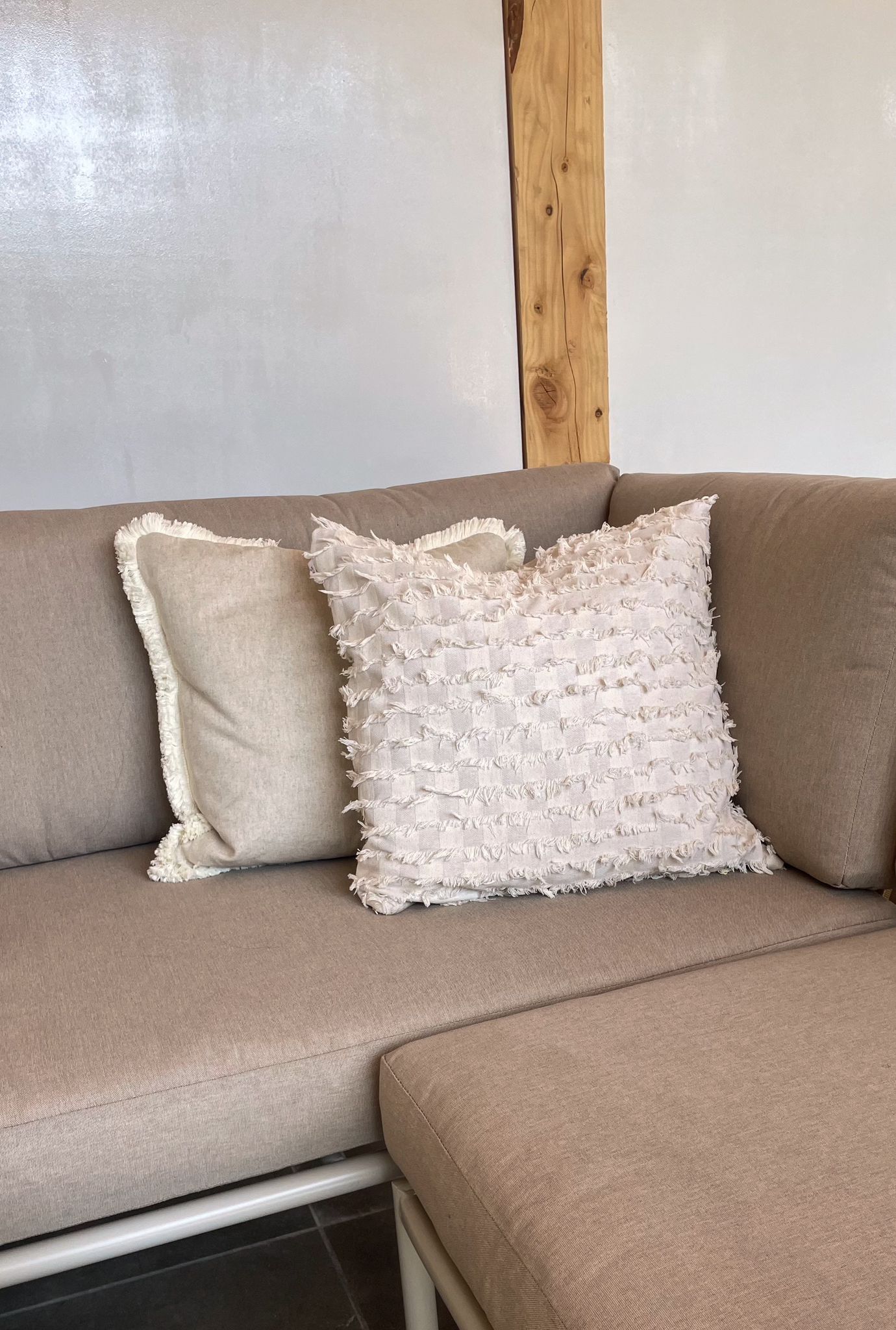 beige kussenset met textuur