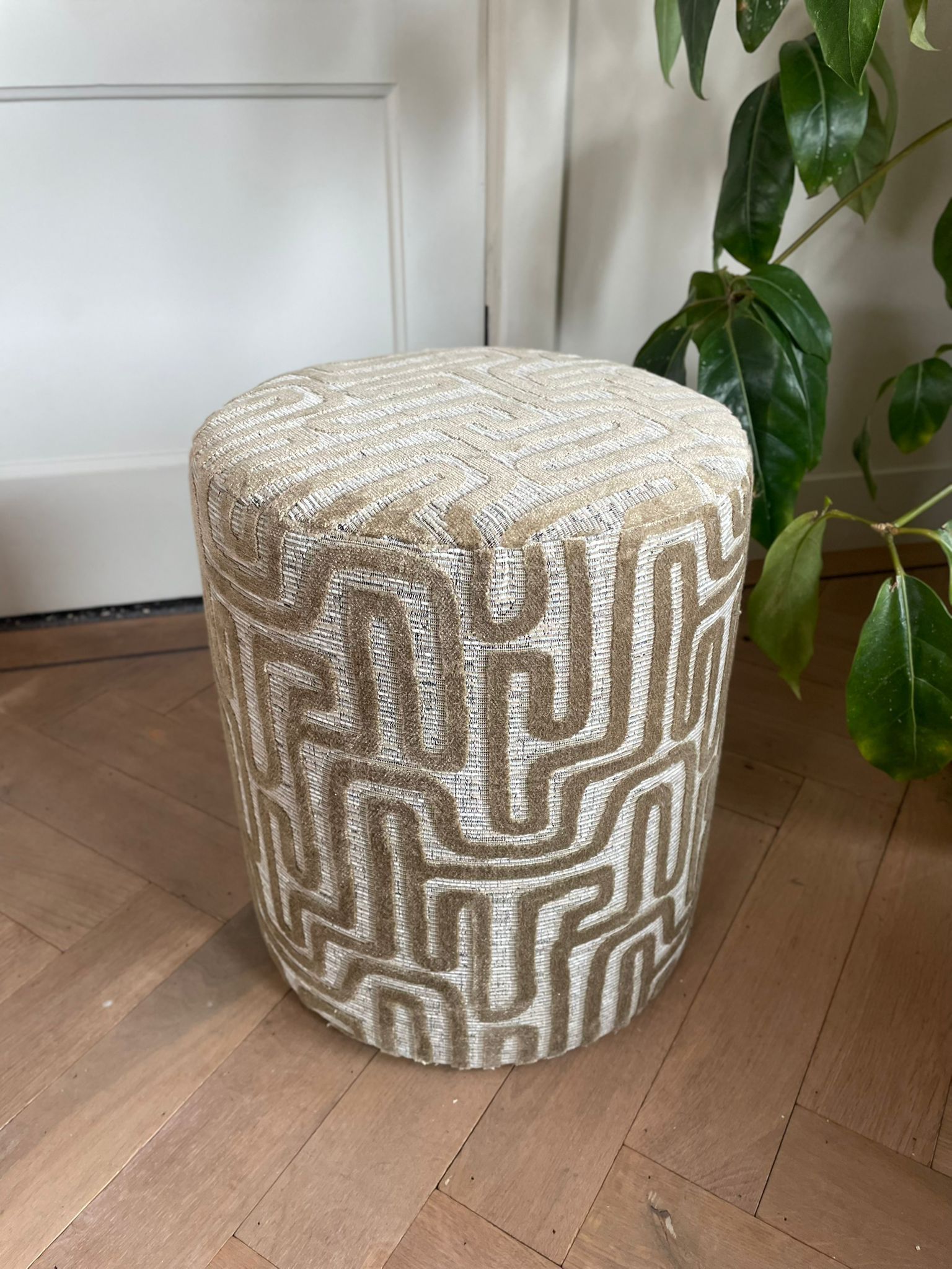 Poef, ottomaan, krukje, luxe,