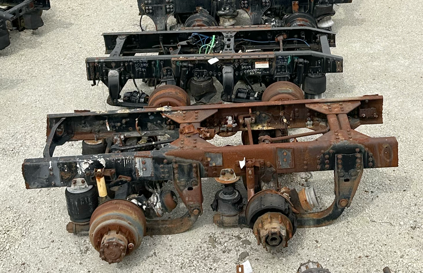 Used Heavy-Duty tandem suspensions