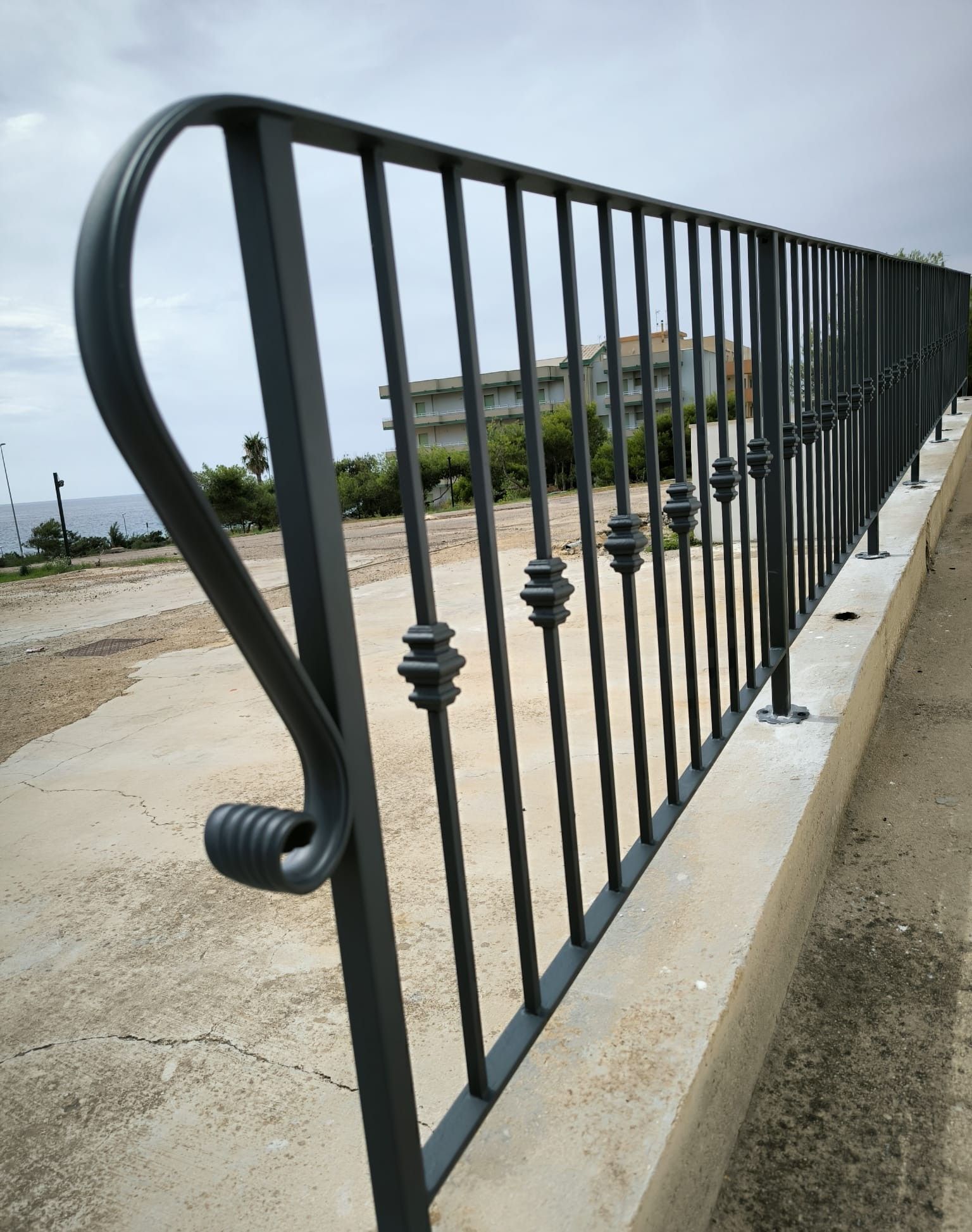 AP Infissi manufatti foto 1