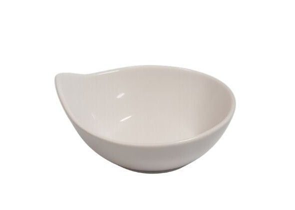 Bol en céramique blanche de forme incurvée et ouverte