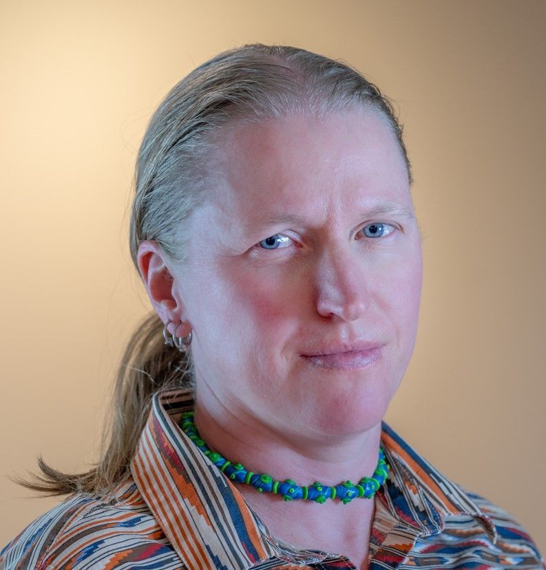 Veronika Vaneckova - realtor serving Los Alamos, Santa Fe and northern New Mexico Veronika Vaneckova - realtor serving Los Alamos, Santa Fe and northern New Mexico