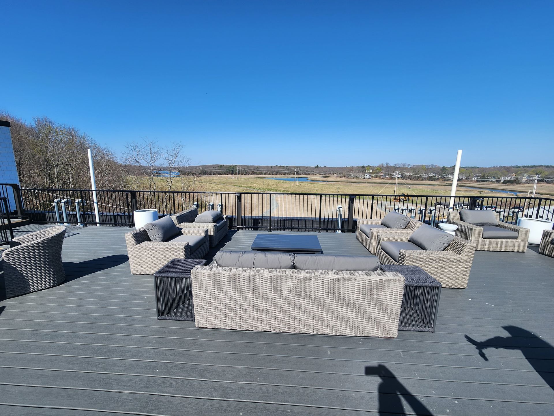 The Overlook Roof Deck at 70 Wharf