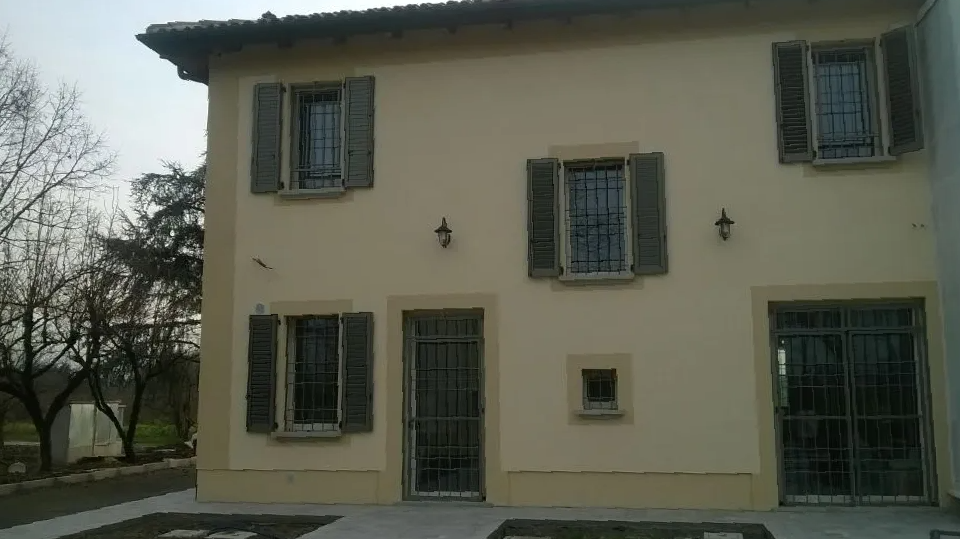 abitazione con infissi in PVC