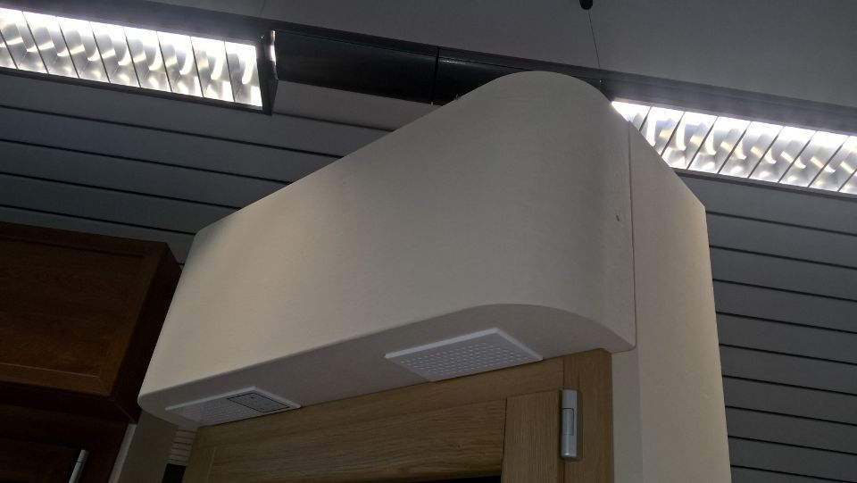 dettaglio infissi in show-room