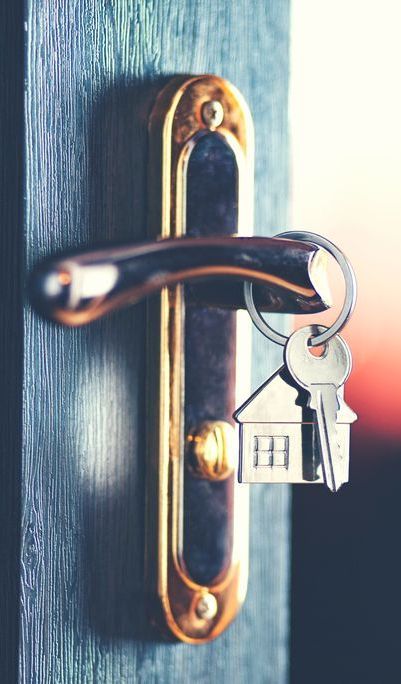 Keys on an opening door