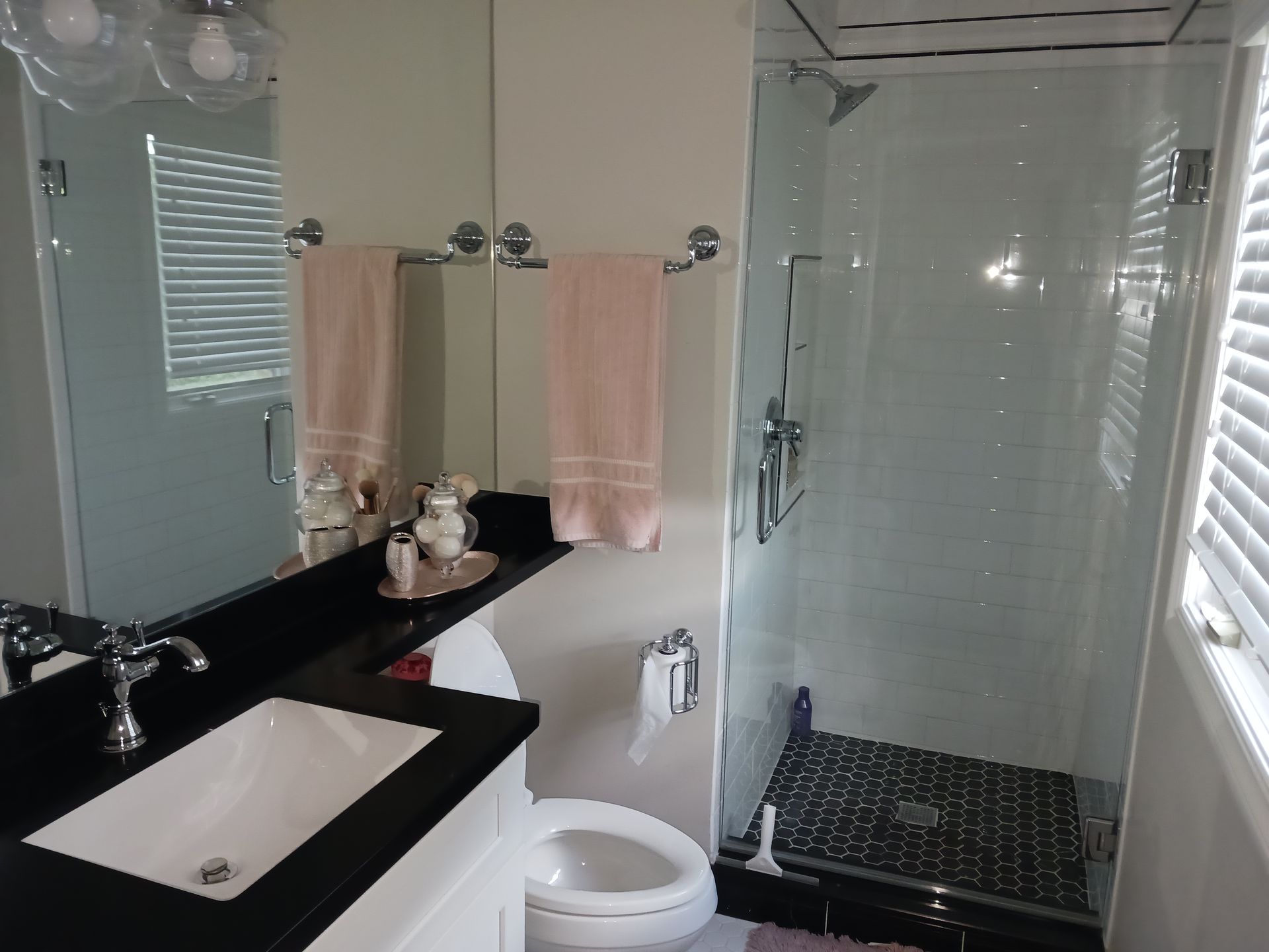 bathroom | Clinton Township, MI | Touch of Class Cleaning