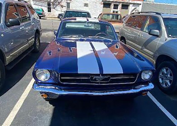 Lloyd's Automotive Gallery Image