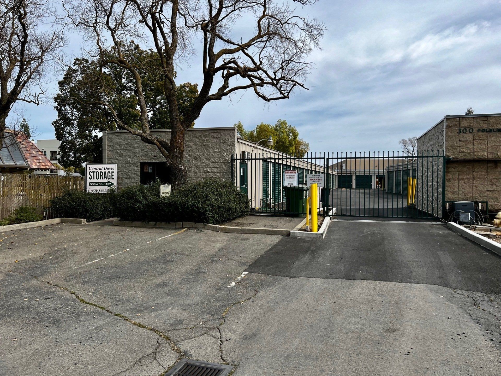 Central Davis Storage entrance gate next to office