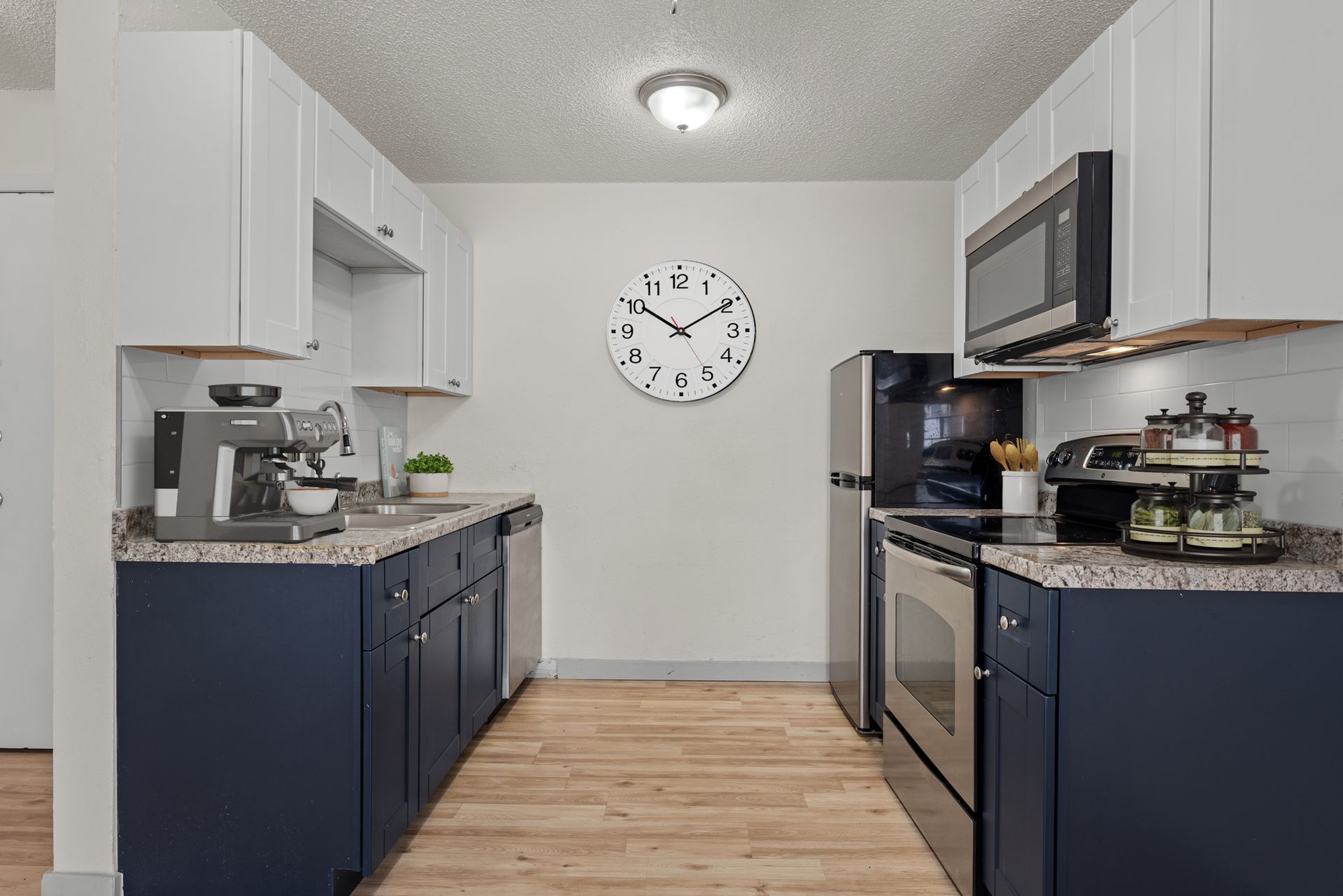Photo showing a small kitchen