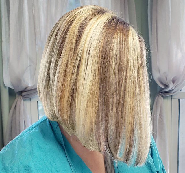 Chunky Blonde Highlight & Lowlights