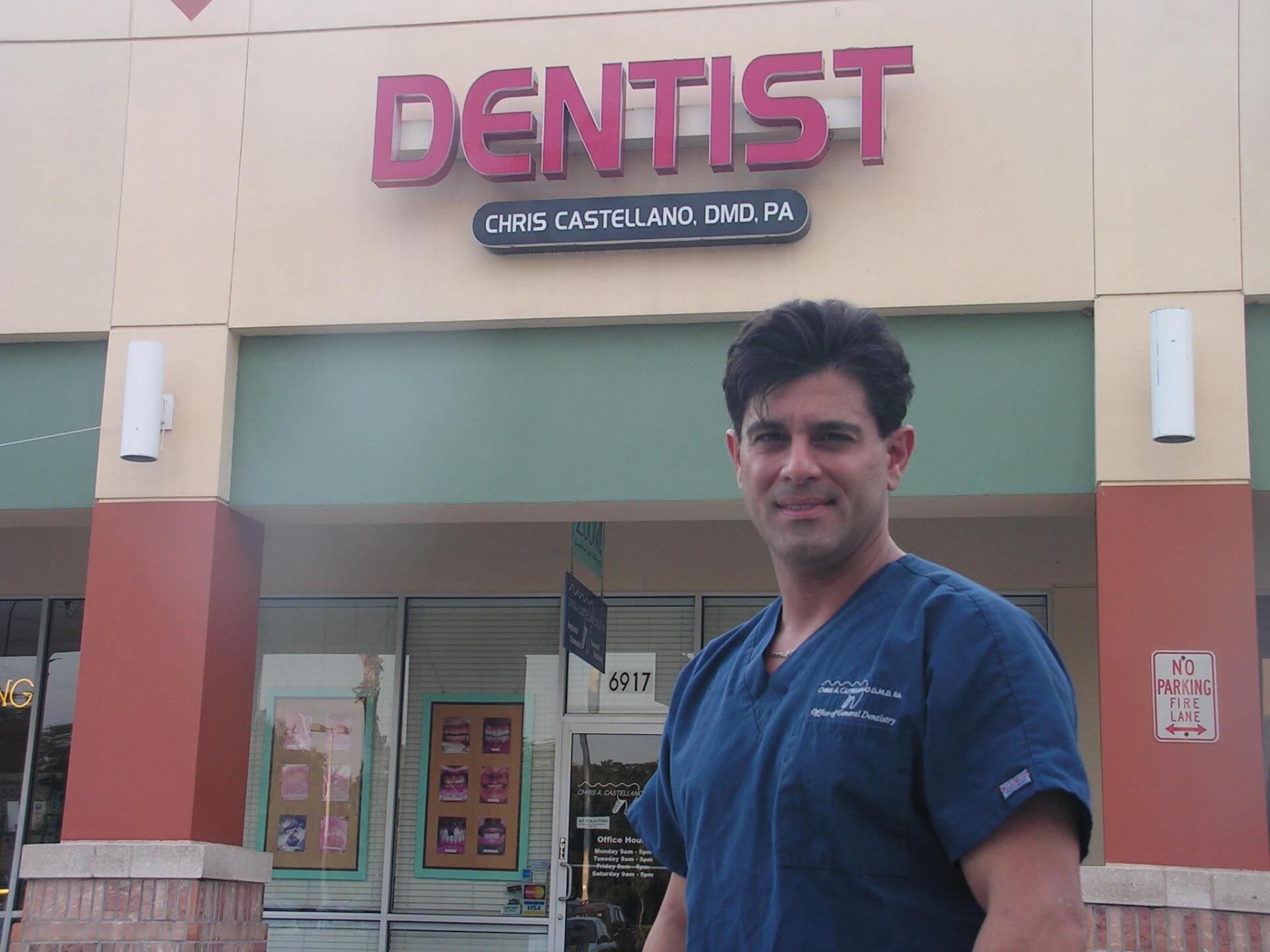 Chris Castellano DMD , top implant  dentist , Riverview, Fl. 33578