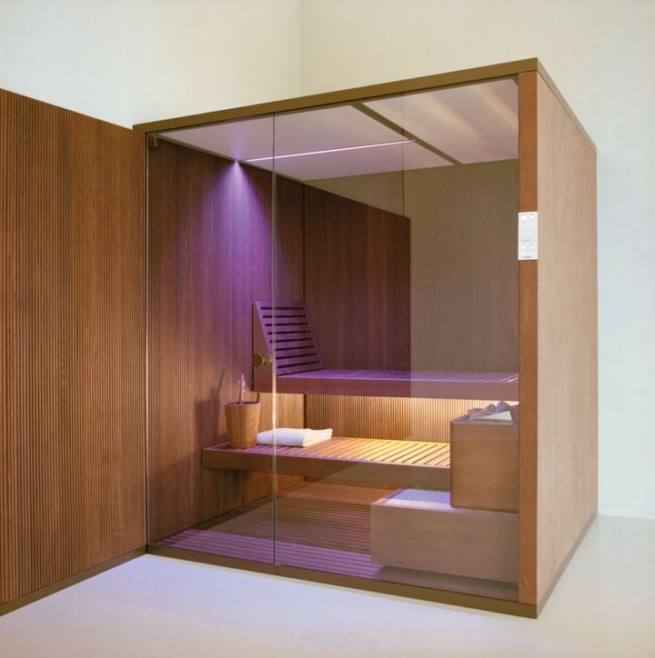 cabina sauna moderna con fari led colorati