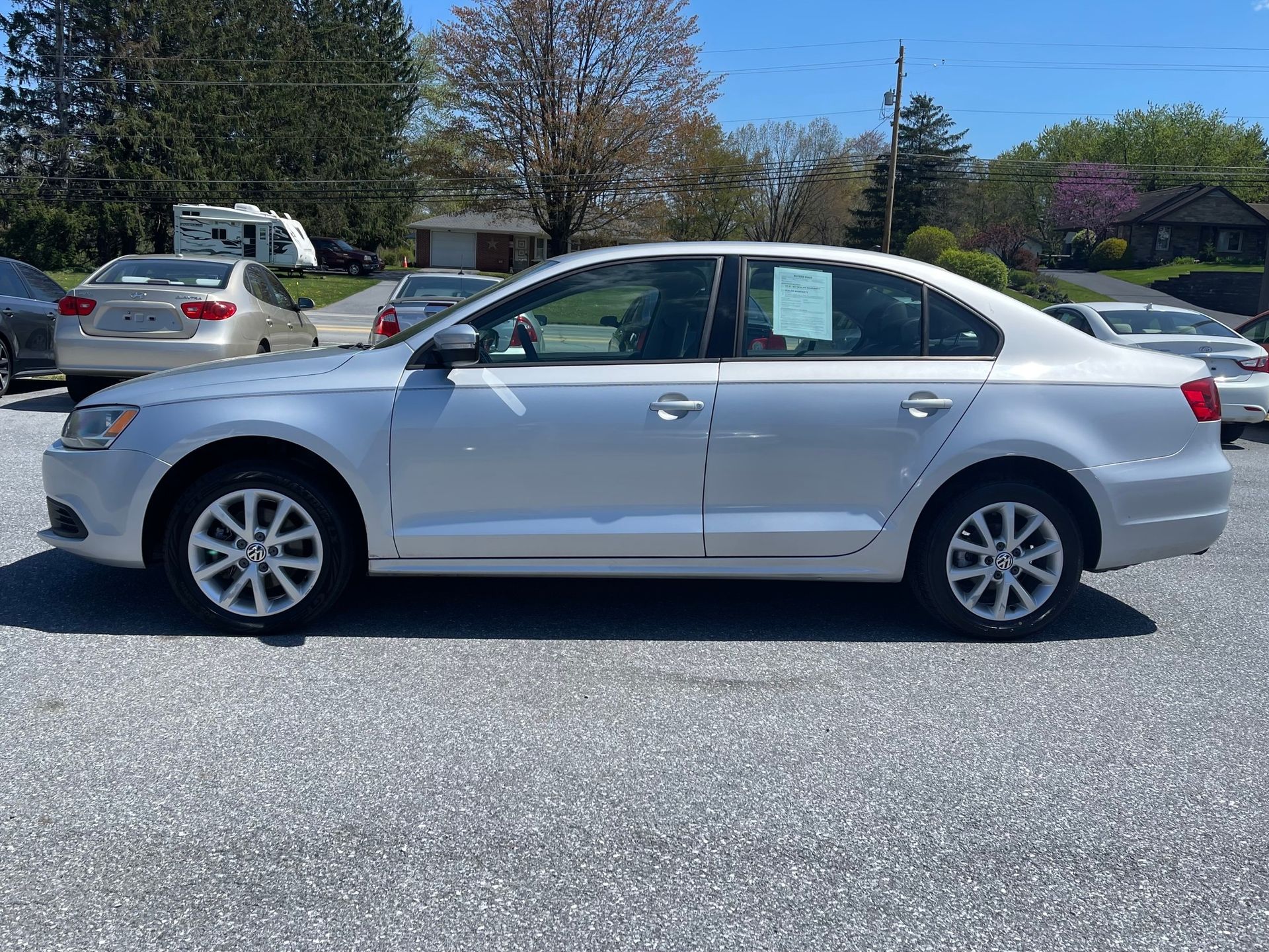 SHOP IMAGE | Frontier Auto Sales and Service