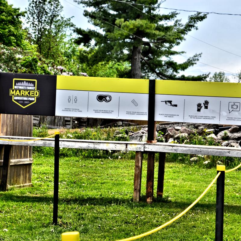 A sign that has the word marked on it