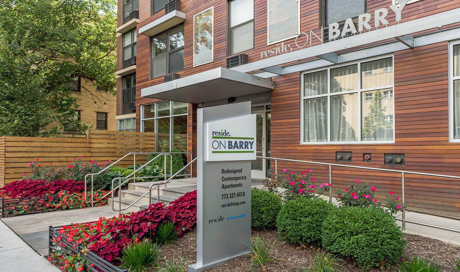 Reside on Barry Apartments in Lakeview East, Chicago