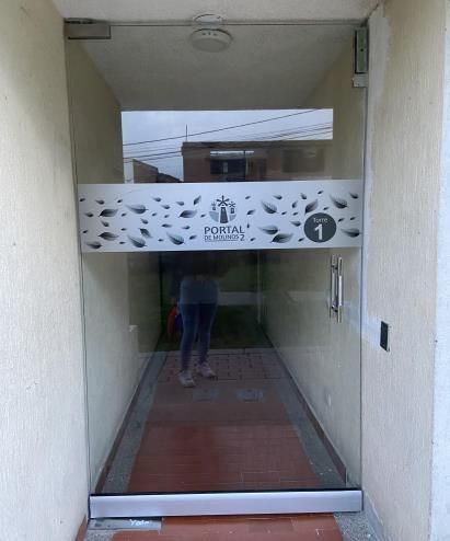 Puertas en vidrio templado y laminado