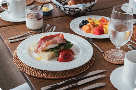 Desayuno y brunch en hotel restaurante: gastronomía de San Andrés servida en Nattivo Collection Hotel.