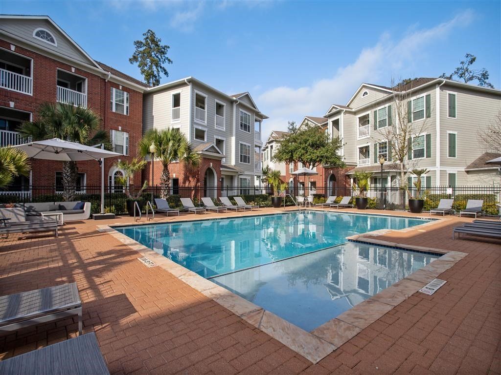 Volare at the Woodlands Apartments in The Woodlands, TX