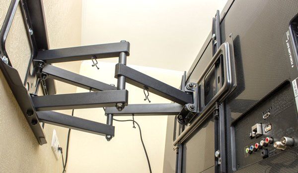 Servicios Generales Jhostin, instalación de racks