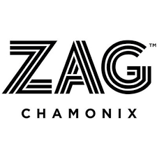 ZAG es un know-how surgido en Francia en 2002 y más concretamente en Bourg St Maurice.
Una nueva marca de esquí independiente que surge en una época en la que el snowboard está de moda pero el esquí un poco menos, la idea de Stéphane Radiguet, conocida como ZAG: recuperar la sensación de la nieve en los esquís desarrollando un esquí con nueva tecnología. roca. En 2003, esta tecnología de balancín recibió el premio ISPO Brand Awards y, en 2008, lanzamos la primera tecnología de doble balancín desarrollando nuestra gama SLAP: un concentrado de nuestro know-how.
Entonces éramos sólo una pequeña marca de esquí francesa en desarrollo, y fue en 2010 cuando decidimos pensar en grande mudándonos a Chamonix Mt-Blanc, la capital mundial del alpinismo y el esquí freeride, para posicionarnos entre los mejores del esquí francés. Aquí es donde hoy se encuentran nuestra tienda conceptual, nuestra sede y el famoso LAB. Porque sí, ZAG, son unos esquís pensados, prototipados y probados en Chamonix, al pie de los Grands Montets, por aficionados al esquí.