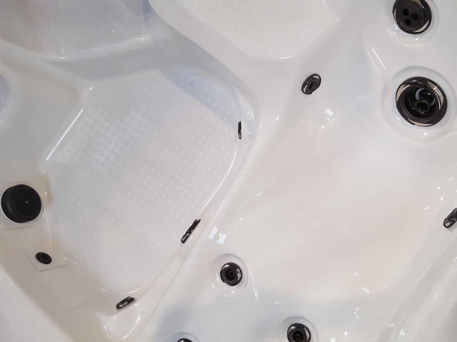 Spa Bath — N. Charleston, SC — Surface Specialists