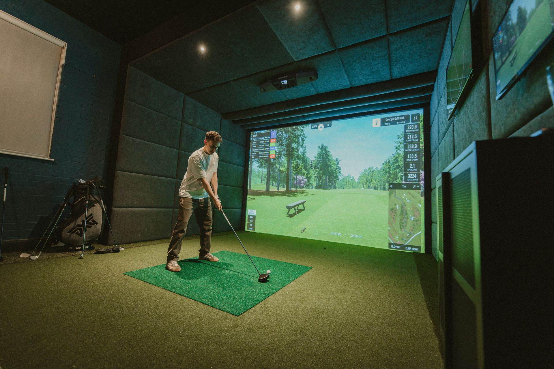 Night out with interactive darts