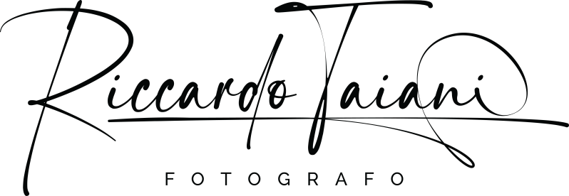 logo riccardo taiani fotografo
