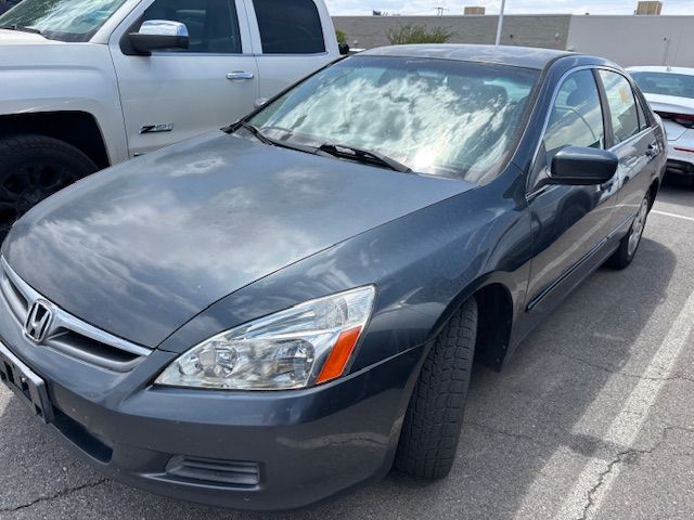 2007 HONDA ACCORD SEDAN CLEAN TITLE WELL MAINTAINED WITH LOTS OF SERVICE RECORDS AVAILABLE