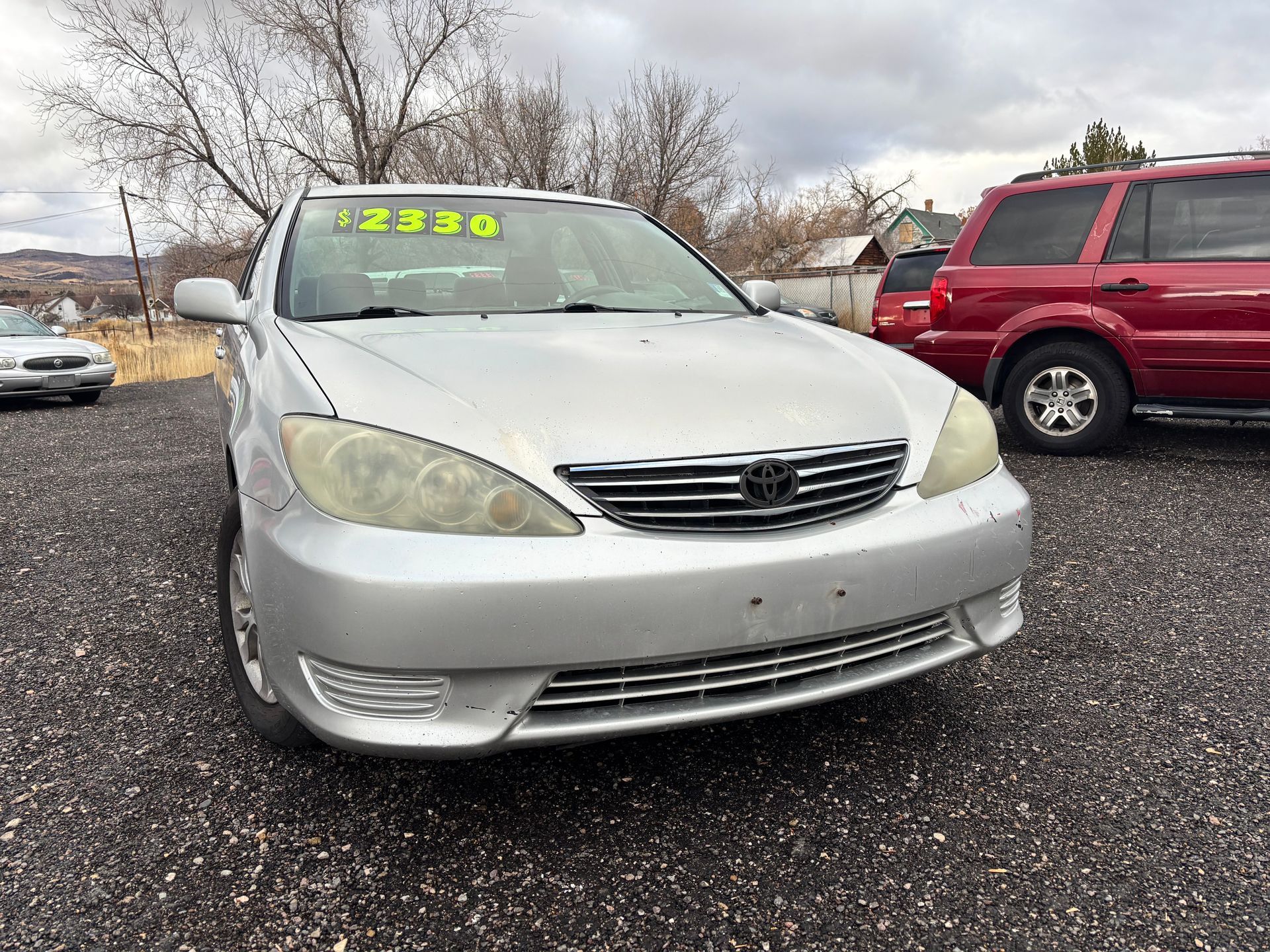 Clean title 2006 Toyota Camry, great on gas, V6, strong engine.