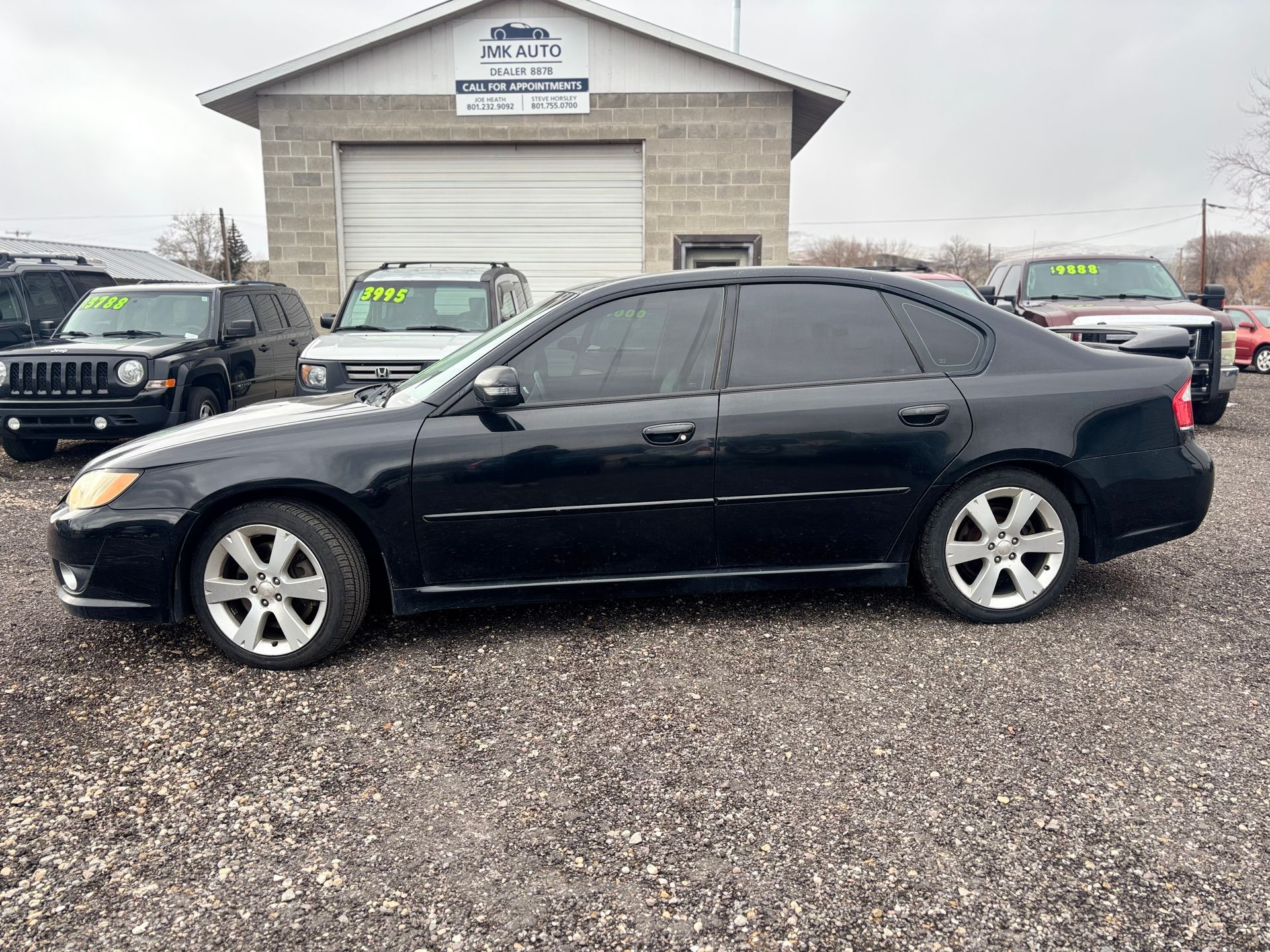 Clean Tie, 2.5 GT, alloy wheels.