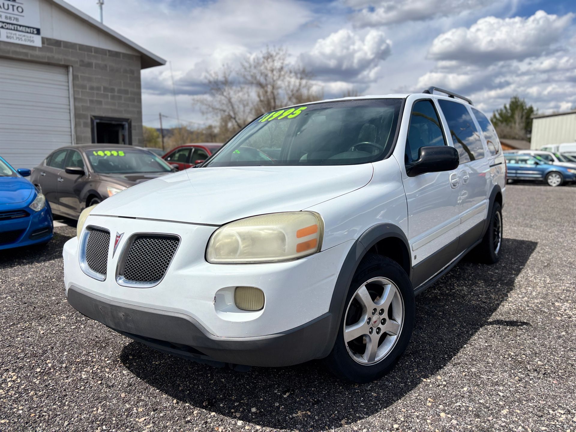 Clean title, v6, minivan