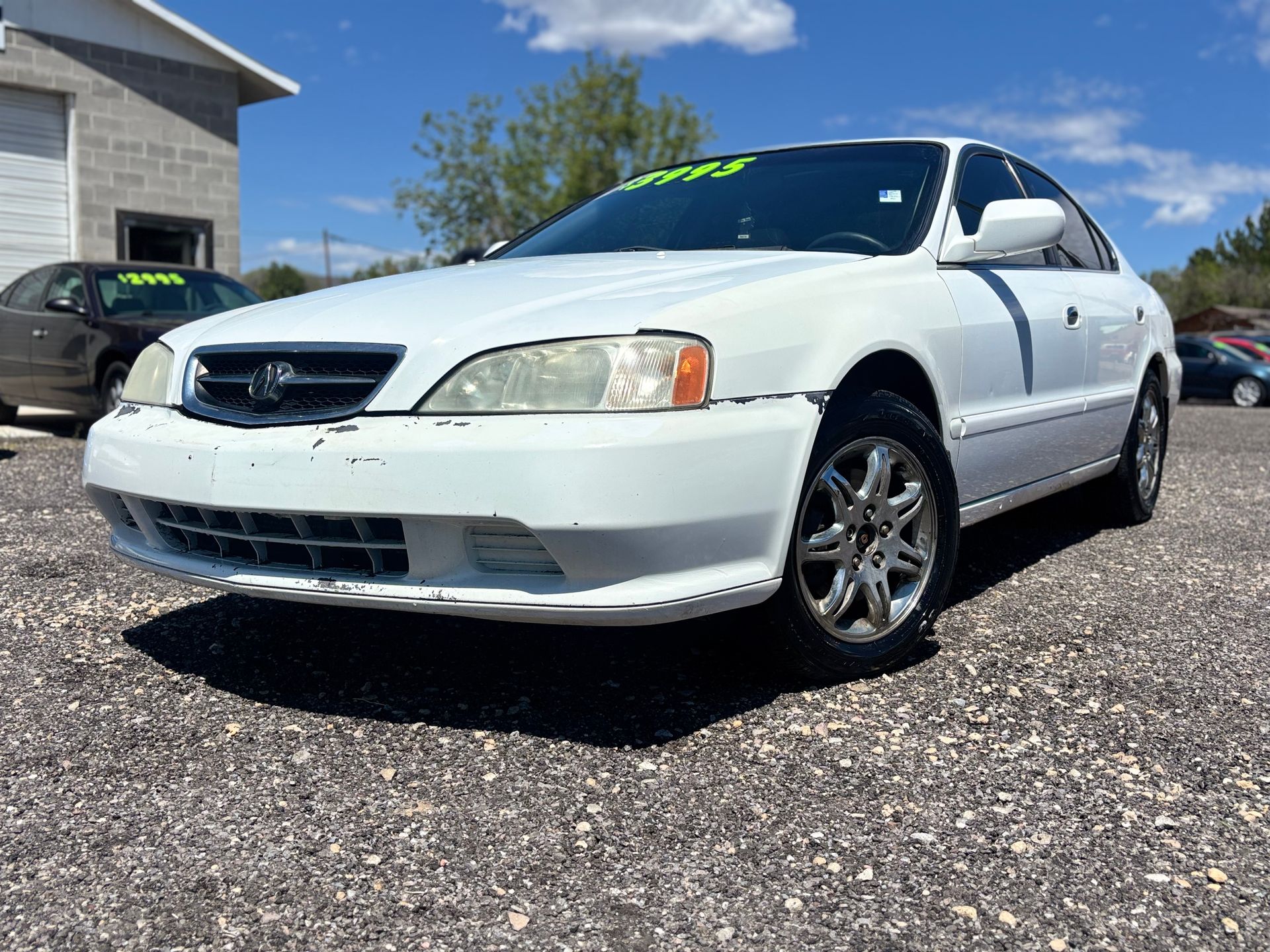 Cean title, leather/heater seats, sunroof, great on gas mileages.