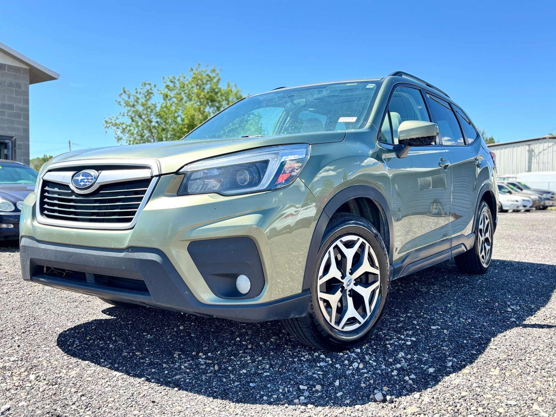 Clean title, AWD, backup camera, alloy wheels.
