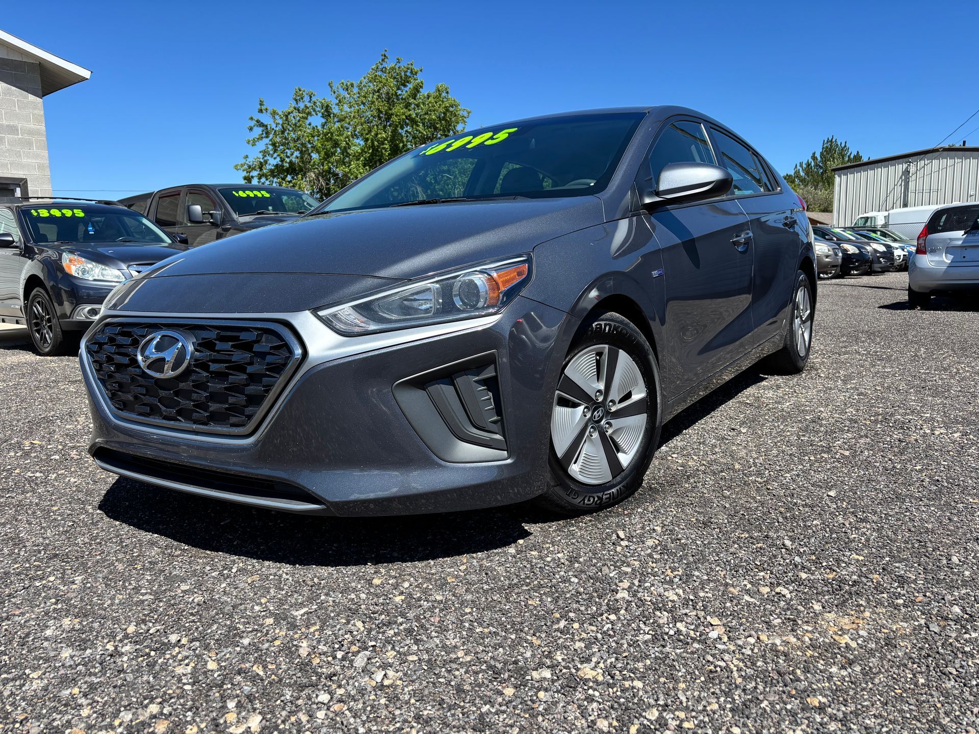 Clean title, Hybrid, sunroof, great on gas mileages.