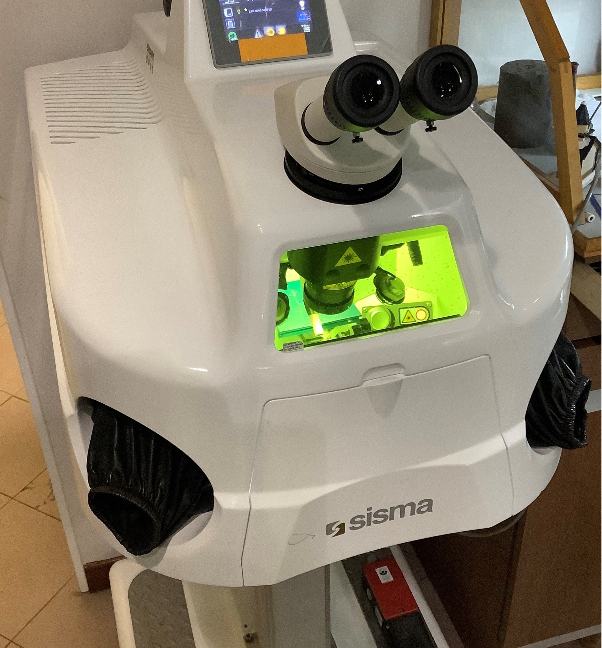 laser Sisma per microsaldature