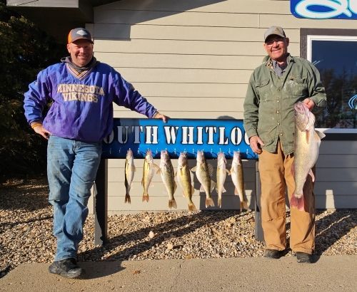 Lake Oahe Walleye and Salmon Fishing - Whitlock Bay - Gettysburg, SD