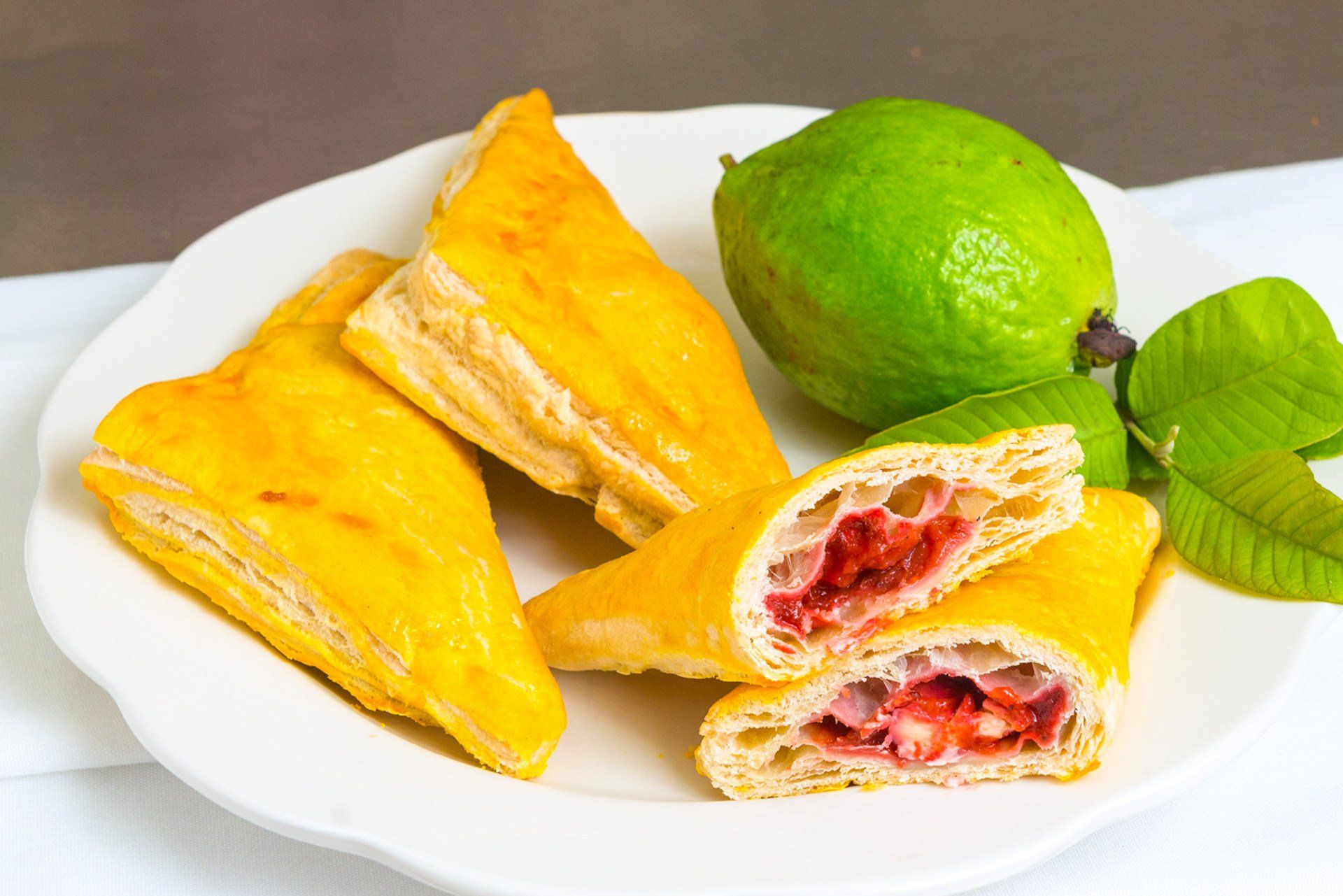 GuavaAndCheese-2880w